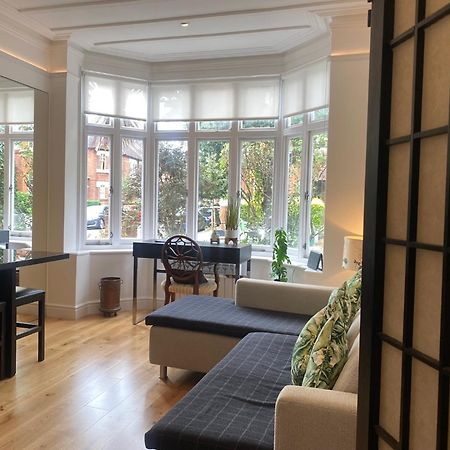 Апартаменты Interior Designed Flat Near Kew Botanical Gardens Лондон Экстерьер фото