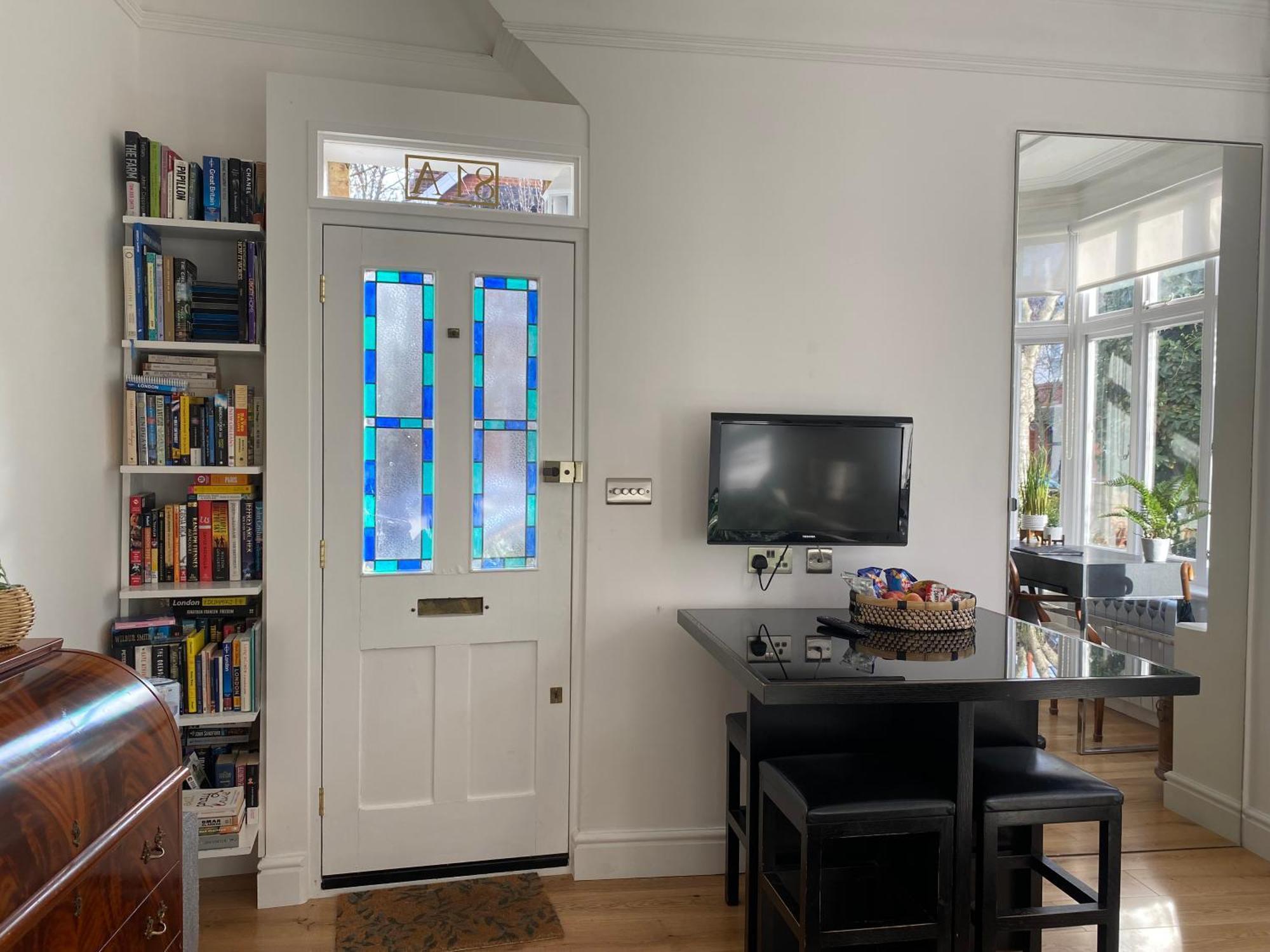 Апартаменты Interior Designed Flat Near Kew Botanical Gardens Лондон Экстерьер фото